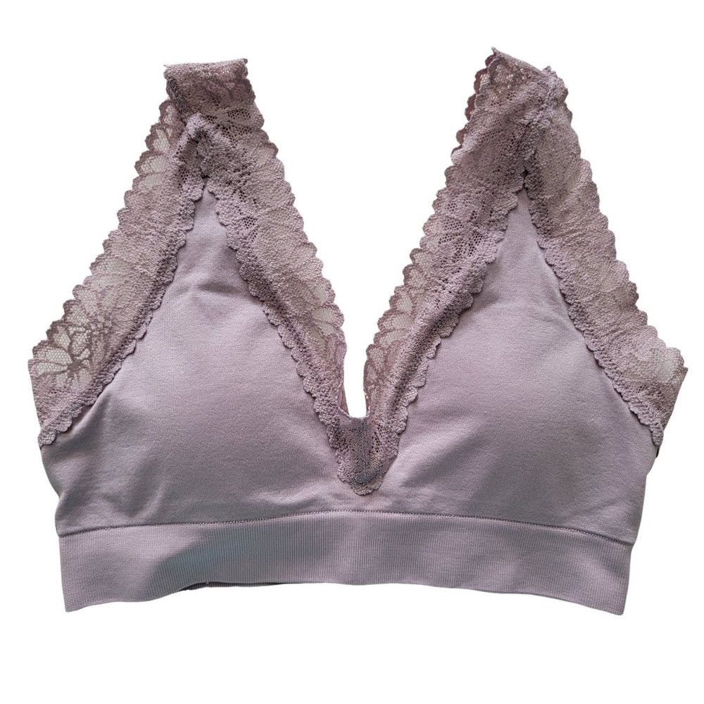 PINK Victoria's Secret Seamless Lilac Lace Trim Plunge Bralette, XS